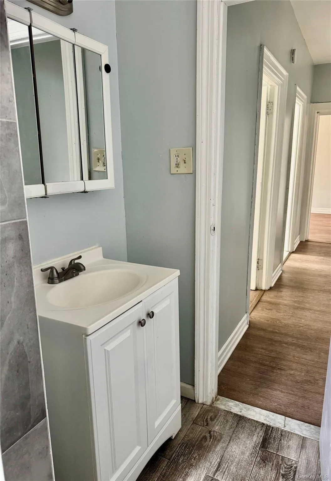 Fully renovated bathroom Fully renovated bathroom