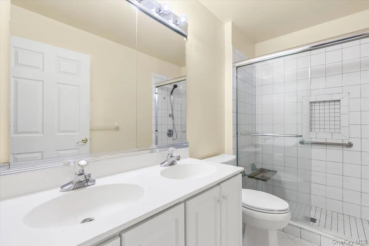 Bathroom Bathroom