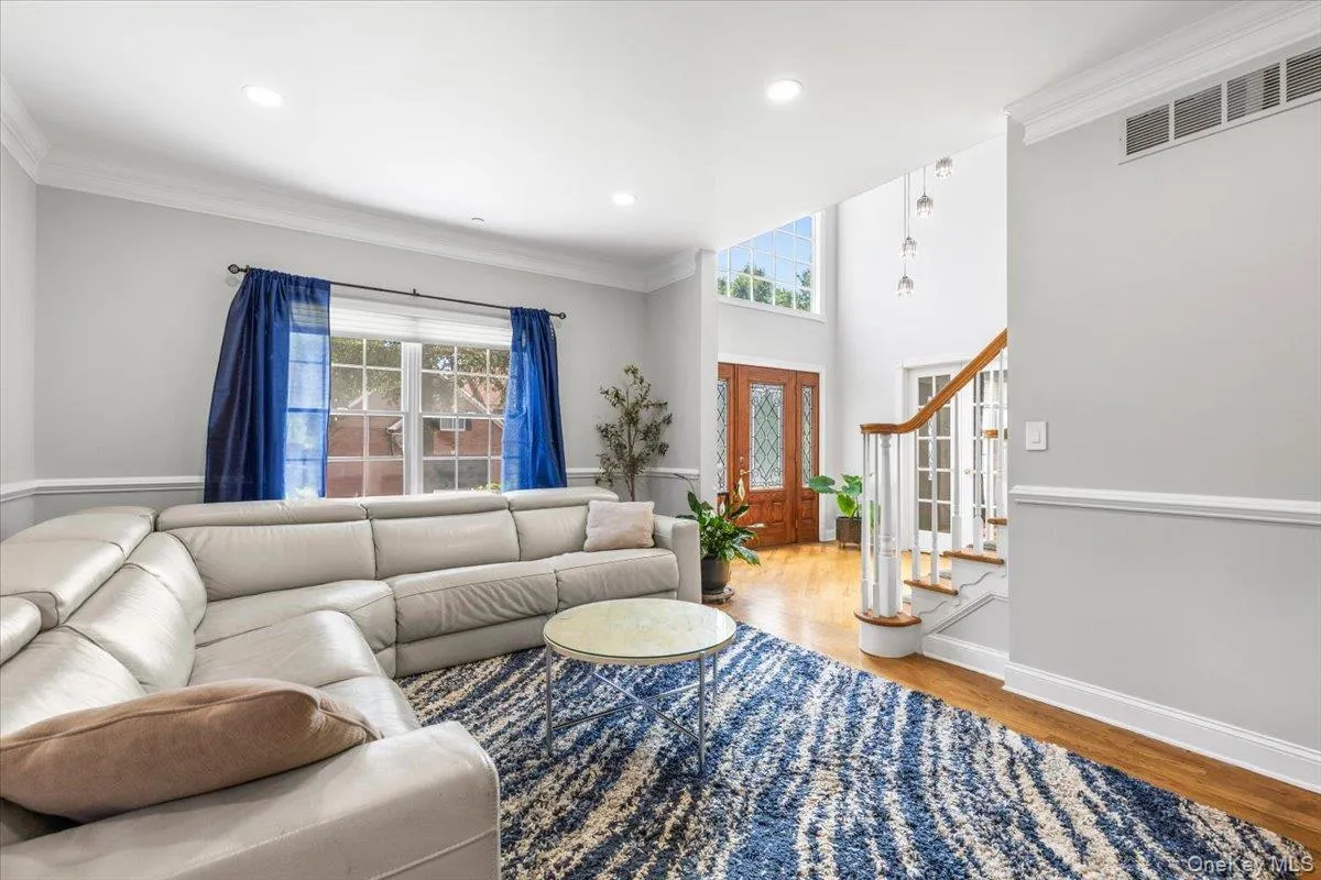 30 Sheldon Street, Greenburgh, NY, 5 Bedrooms Bedrooms, 11 Rooms Rooms,2 BathroomsBathrooms,Residential,For Rent,Sheldon,0,968038 30 Sheldon Street, Greenburgh, NY, 5 Bedrooms Bedrooms, 11 Rooms Rooms,2 BathroomsBathrooms,Residential,For Rent,Sheldon,0,968038