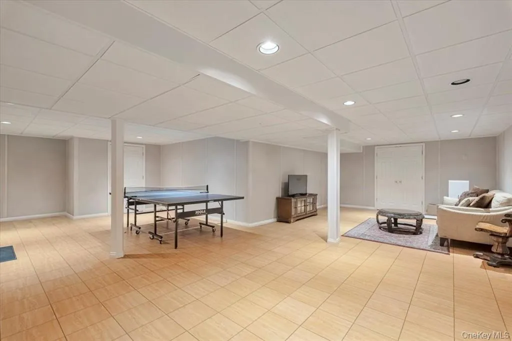 Game room Game room