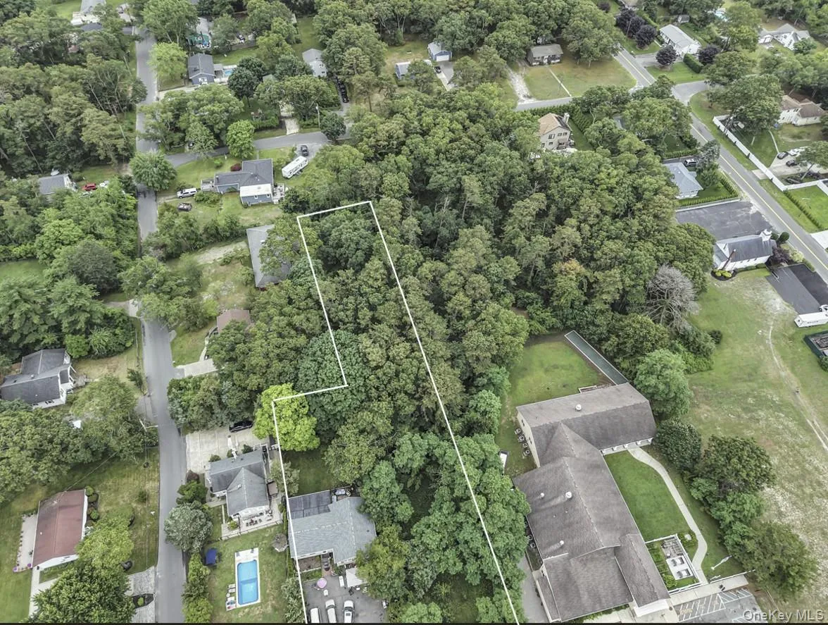 669 Flanders Road, Southampton, NY, ,Land,For Rent,Flanders,0,968043 669 Flanders Road, Southampton, NY, ,Land,For Rent,Flanders,0,968043