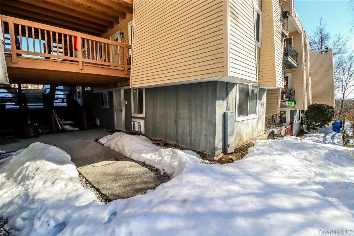 615 Fox Run Lane, Patterson, NY, 1 Bedroom Bedrooms, 4 Rooms Rooms,1 BathroomBathrooms,Residential Lease,For Rent,Fox Run,0,968047 615 Fox Run Lane, Patterson, NY, 1 Bedroom Bedrooms, 4 Rooms Rooms,1 BathroomBathrooms,Residential Lease,For Rent,Fox Run,0,968047