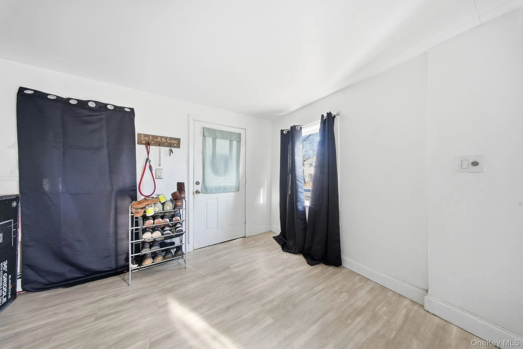 4 Old Road, Deerpark, NY, 2 Bedrooms Bedrooms, 5 Rooms Rooms,1 BathroomBathrooms,Residential,For Rent,Old,0,968055 4 Old Road, Deerpark, NY, 2 Bedrooms Bedrooms, 5 Rooms Rooms,1 BathroomBathrooms,Residential,For Rent,Old,0,968055