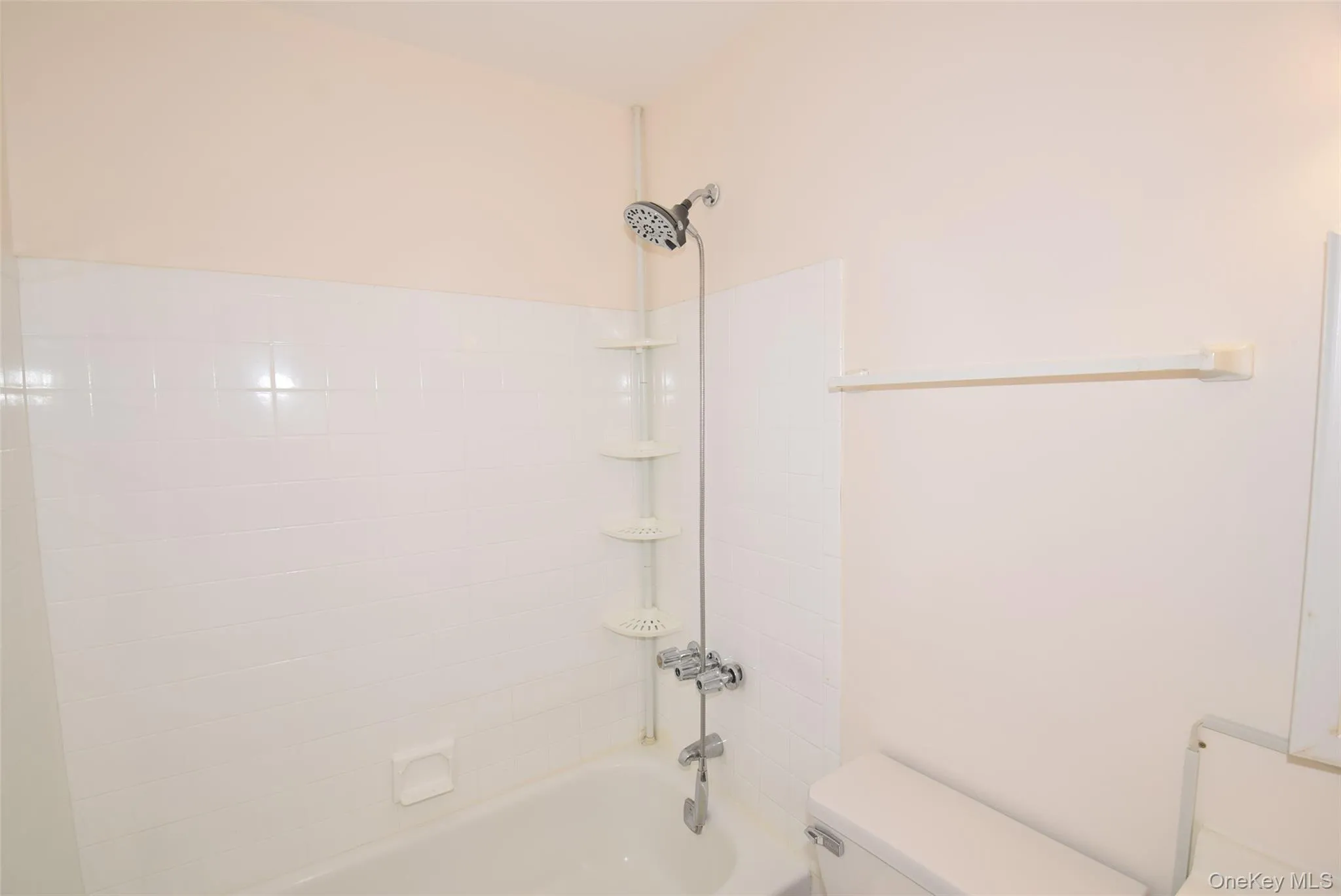 206-14 Emily Road, New York, NY, 1 Bedroom Bedrooms, 3 Rooms Rooms,1 BathroomBathrooms,Residential Lease,For Rent,Emily,0,968080 206-14 Emily Road, New York, NY, 1 Bedroom Bedrooms, 3 Rooms Rooms,1 BathroomBathrooms,Residential Lease,For Rent,Emily,0,968080