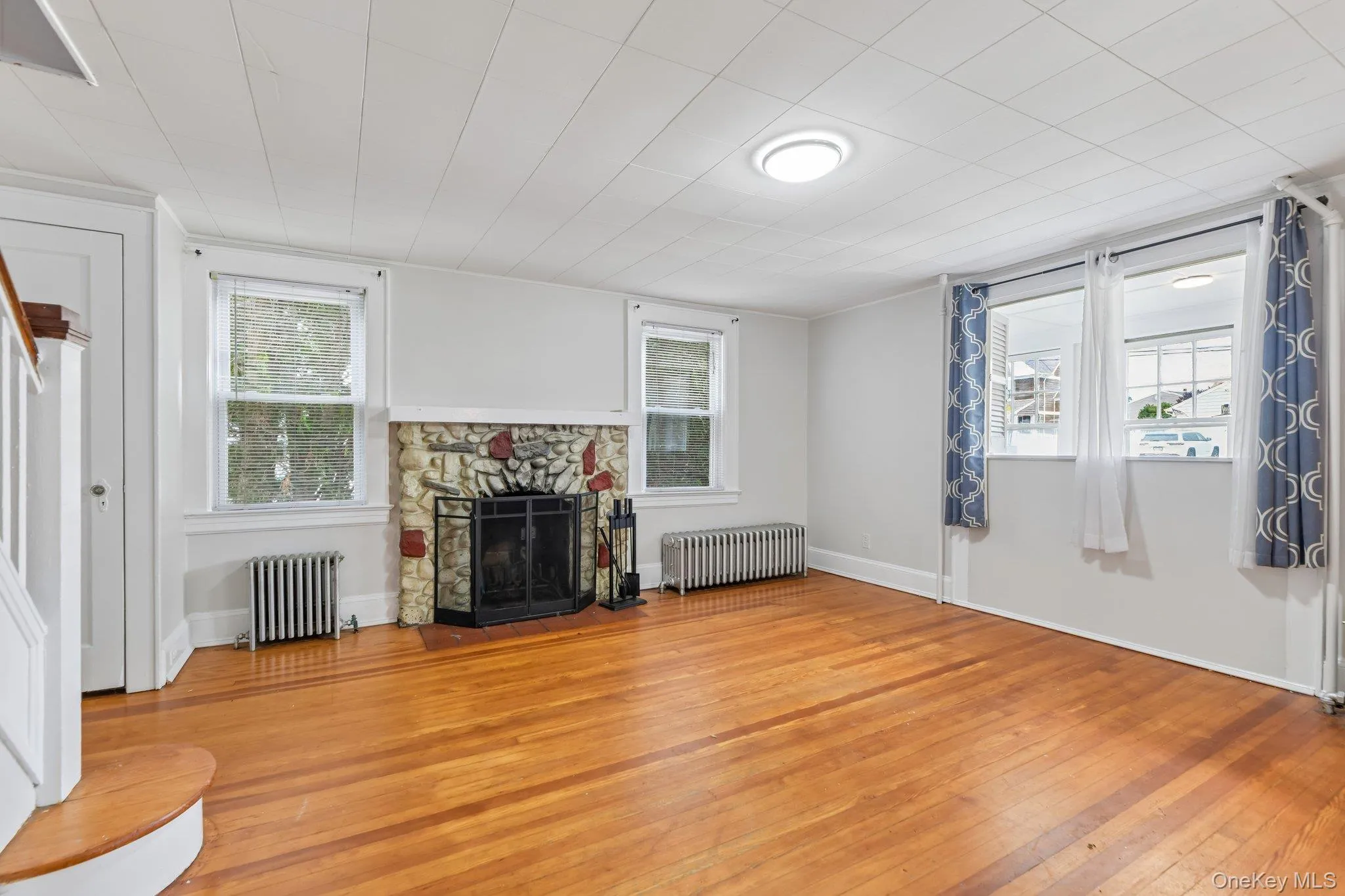 2097 Washington Avenue, Hempstead, NY, 3 Bedrooms Bedrooms, 7 Rooms Rooms,1 BathroomBathrooms,Residential,For Rent,Washington,0,968082 2097 Washington Avenue, Hempstead, NY, 3 Bedrooms Bedrooms, 7 Rooms Rooms,1 BathroomBathrooms,Residential,For Rent,Washington,0,968082