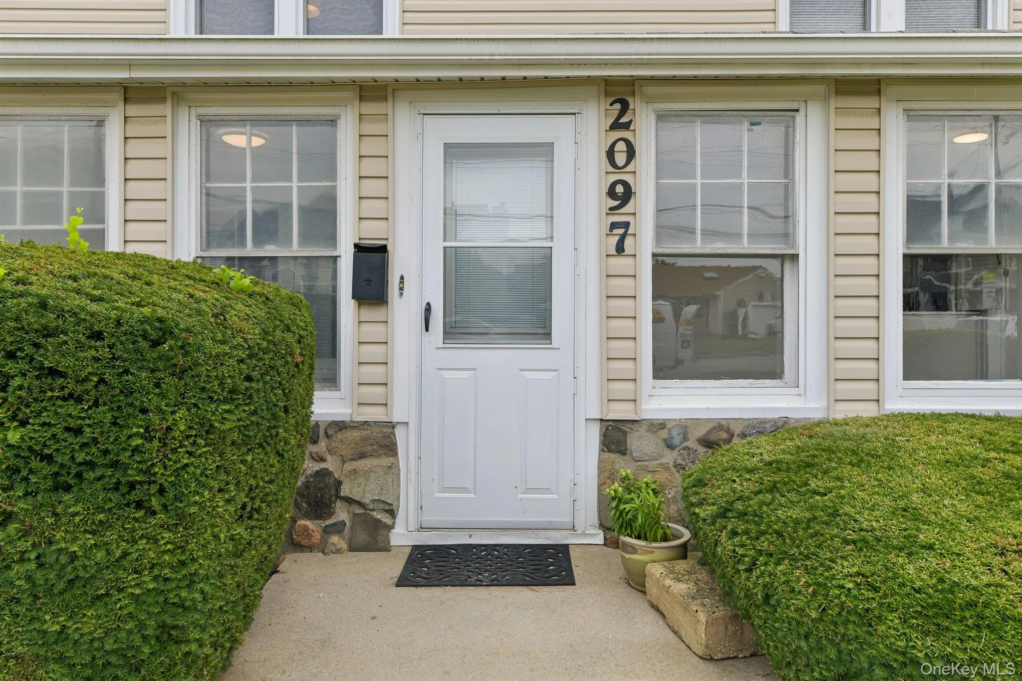 2097 Washington Avenue, Hempstead, NY, 3 Bedrooms Bedrooms, 7 Rooms Rooms,1 BathroomBathrooms,Residential,For Rent,Washington,0,968082 2097 Washington Avenue, Hempstead, NY, 3 Bedrooms Bedrooms, 7 Rooms Rooms,1 BathroomBathrooms,Residential,For Rent,Washington,0,968082