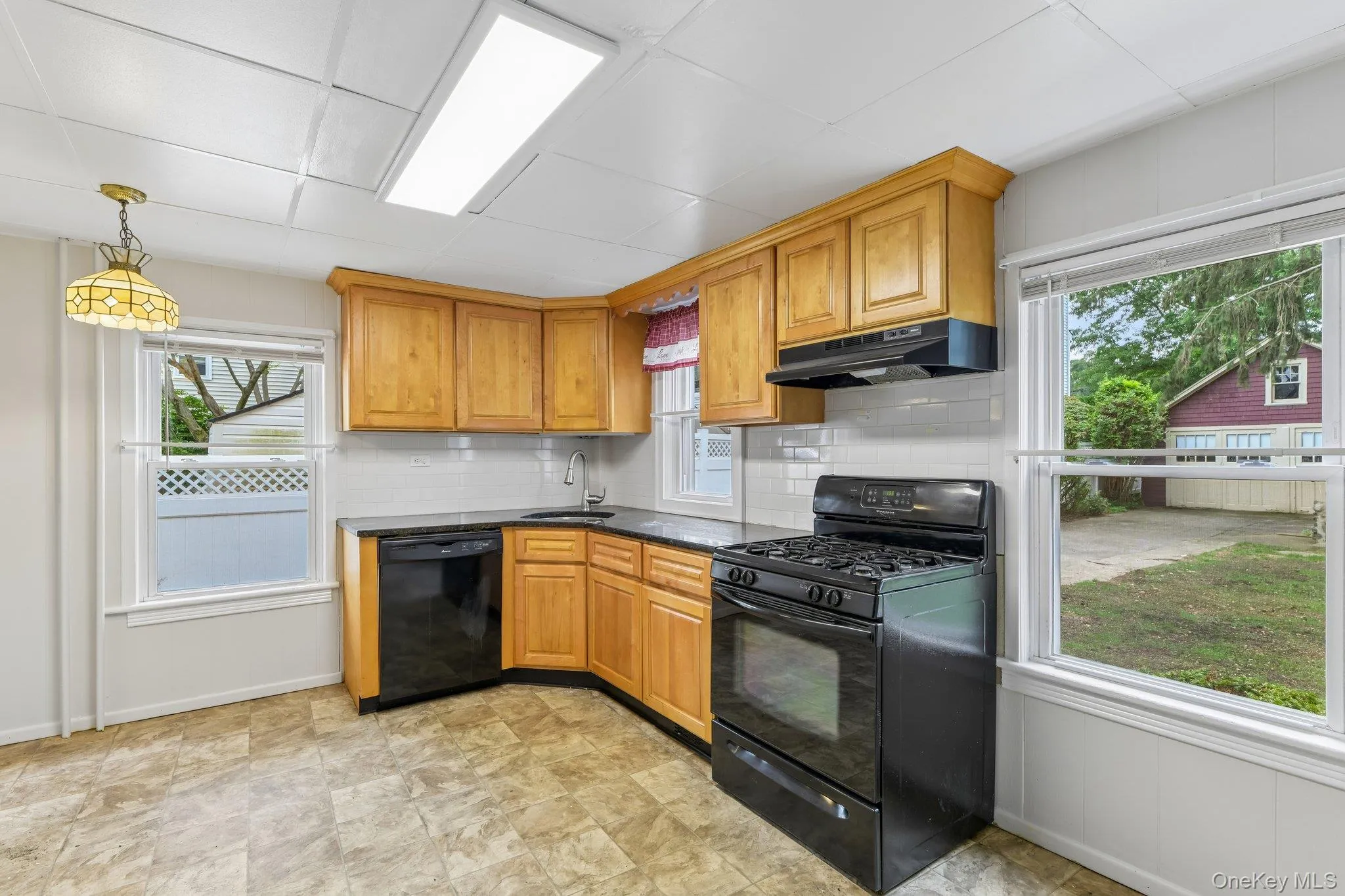 2097 Washington Avenue, Hempstead, NY, 3 Bedrooms Bedrooms, 7 Rooms Rooms,1 BathroomBathrooms,Residential,For Rent,Washington,0,968082 2097 Washington Avenue, Hempstead, NY, 3 Bedrooms Bedrooms, 7 Rooms Rooms,1 BathroomBathrooms,Residential,For Rent,Washington,0,968082
