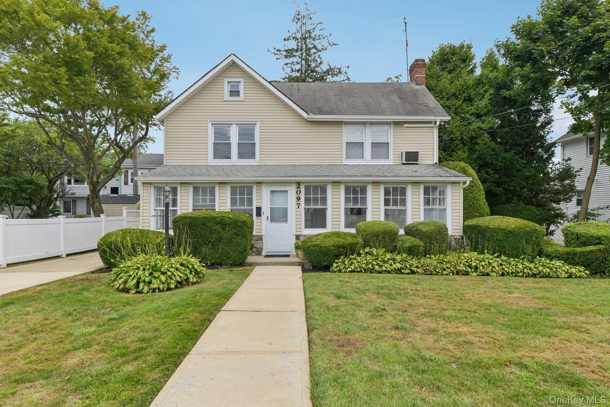 2097 Washington Avenue, Hempstead, NY, 3 Bedrooms Bedrooms, 7 Rooms Rooms,1 BathroomBathrooms,Residential,For Rent,Washington,0,968082 2097 Washington Avenue, Hempstead, NY, 3 Bedrooms Bedrooms, 7 Rooms Rooms,1 BathroomBathrooms,Residential,For Rent,Washington,0,968082