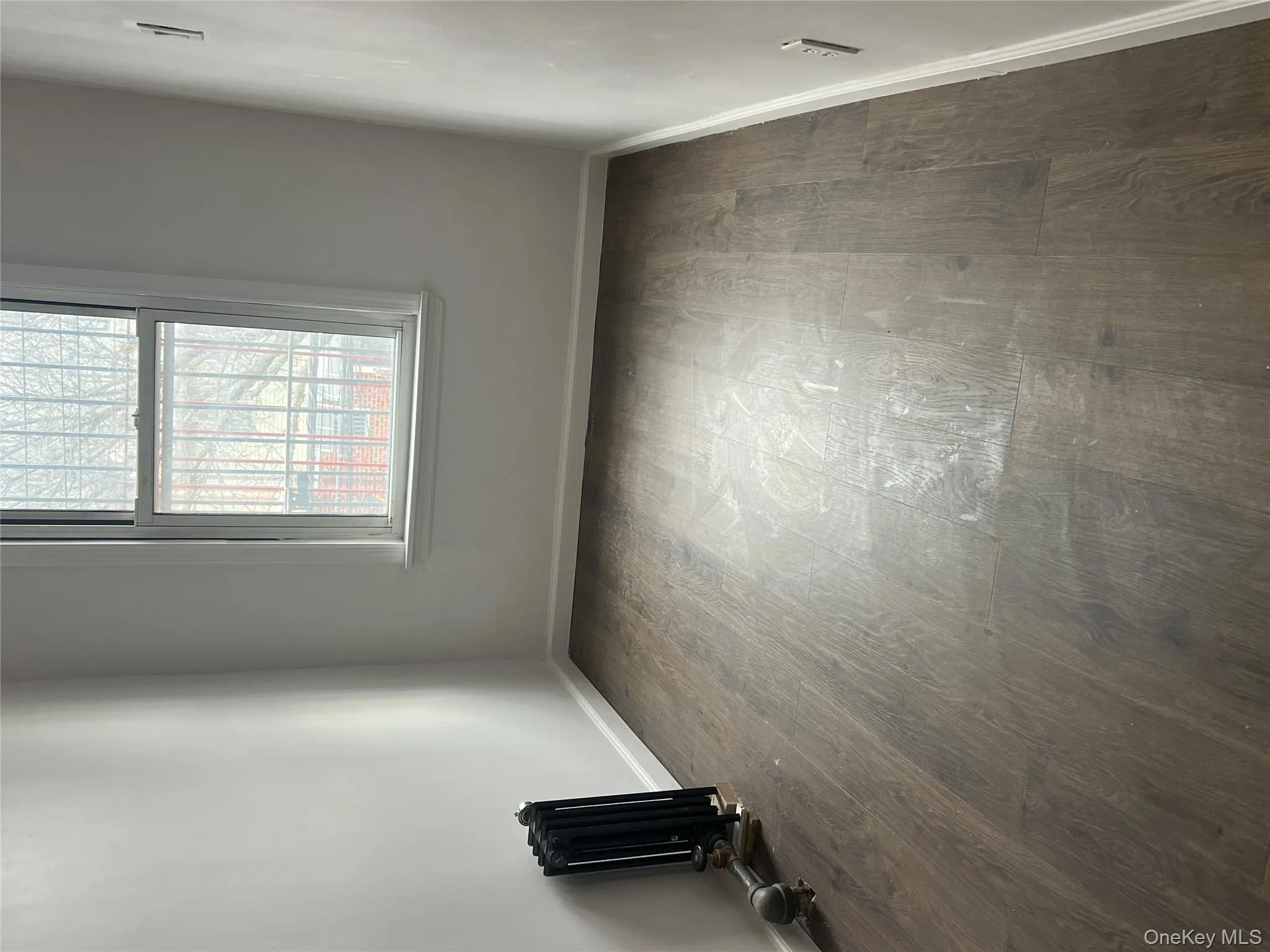 635 Eagle Avenue, New York, NY, 3 Bedrooms Bedrooms, 6 Rooms Rooms,1 BathroomBathrooms,Residential Lease,For Rent,Eagle,0,968114 635 Eagle Avenue, New York, NY, 3 Bedrooms Bedrooms, 6 Rooms Rooms,1 BathroomBathrooms,Residential Lease,For Rent,Eagle,0,968114