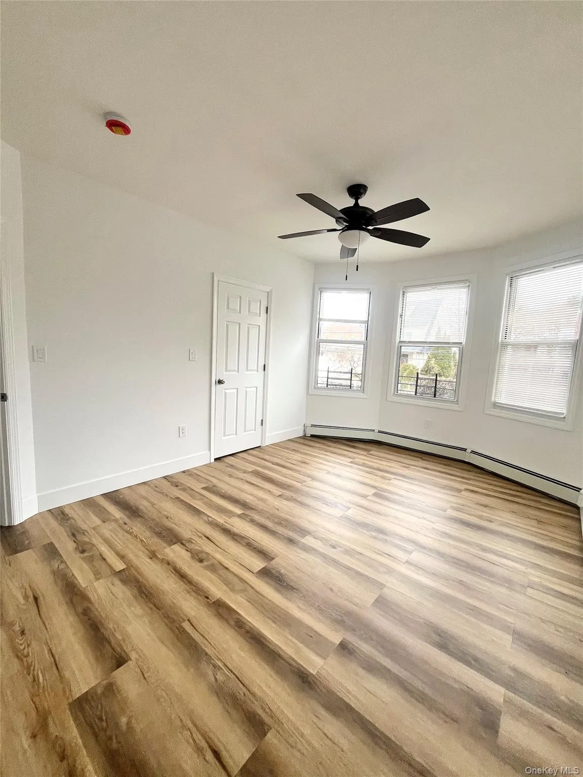 123 Clinton Avenue, New Rochelle, NY, 4 Bedrooms Bedrooms, 2 Rooms Rooms,2 BathroomsBathrooms,Residential Lease,For Rent,Clinton,0,968120 123 Clinton Avenue, New Rochelle, NY, 4 Bedrooms Bedrooms, 2 Rooms Rooms,2 BathroomsBathrooms,Residential Lease,For Rent,Clinton,0,968120