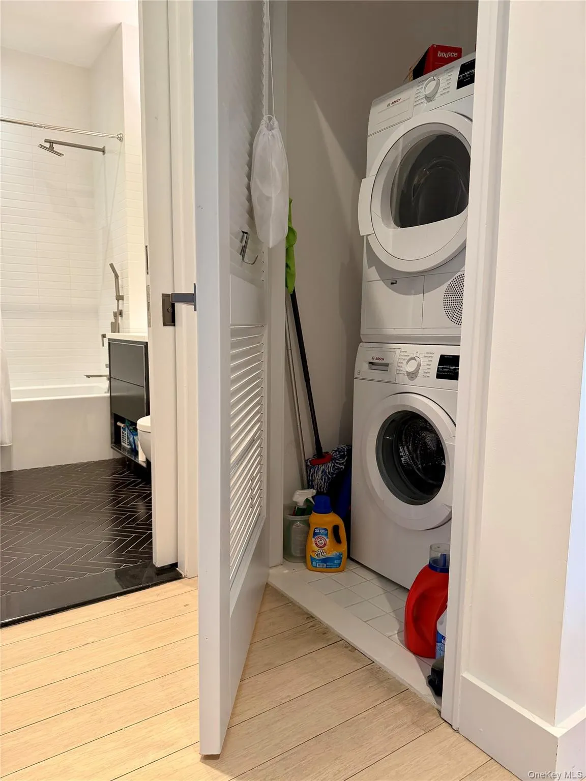 30 Morningside Drive, New York, NY, 3 Bedrooms Bedrooms, 6 Rooms Rooms,2 BathroomsBathrooms,Residential Lease,For Rent,Morningside,0,968123 30 Morningside Drive, New York, NY, 3 Bedrooms Bedrooms, 6 Rooms Rooms,2 BathroomsBathrooms,Residential Lease,For Rent,Morningside,0,968123