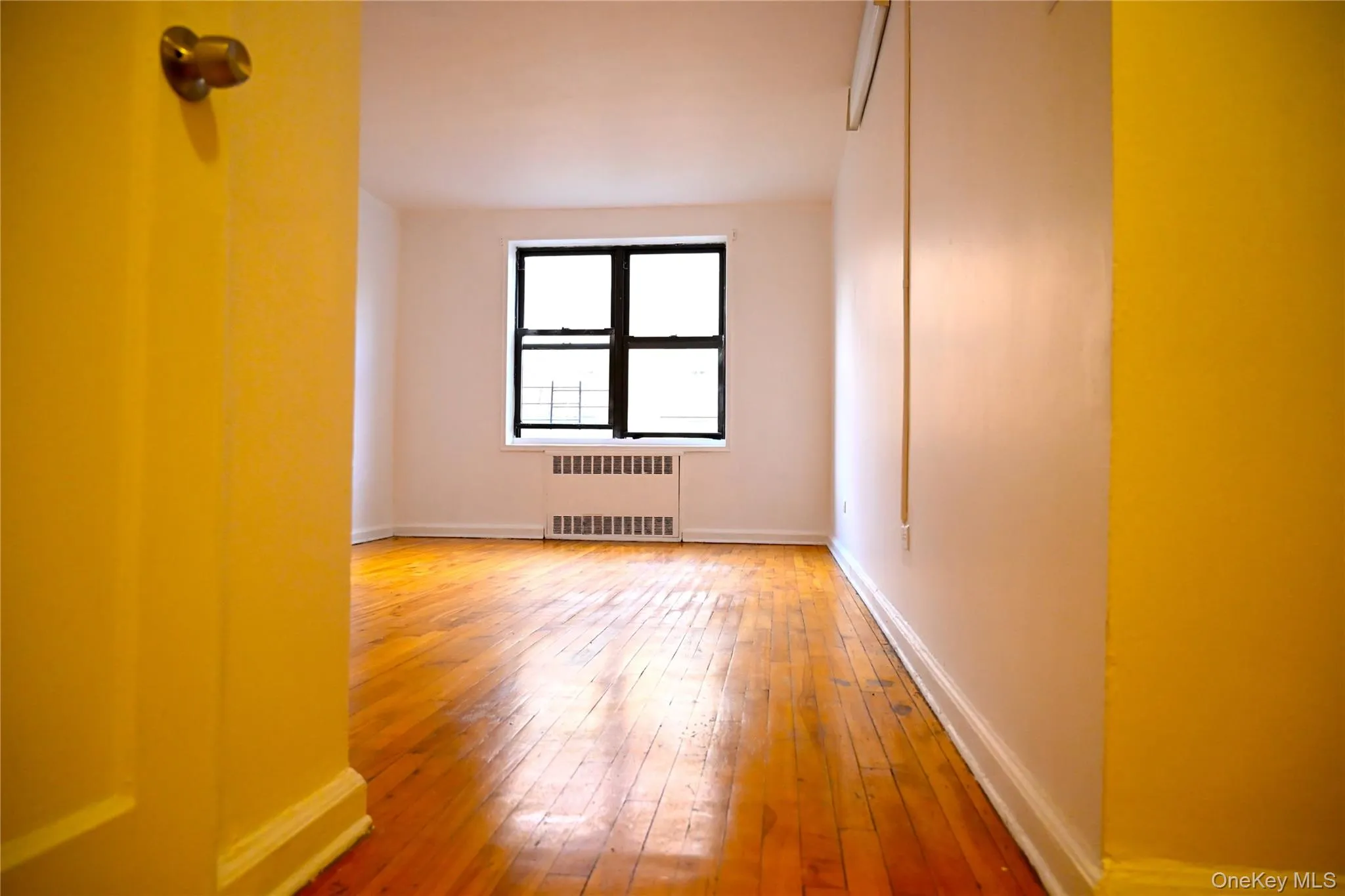 34-20 78TH, New York, NY, 1 Bedroom Bedrooms, 3 Rooms Rooms,1 BathroomBathrooms,Residential,For Rent,78TH,0,968178 34-20 78TH, New York, NY, 1 Bedroom Bedrooms, 3 Rooms Rooms,1 BathroomBathrooms,Residential,For Rent,78TH,0,968178