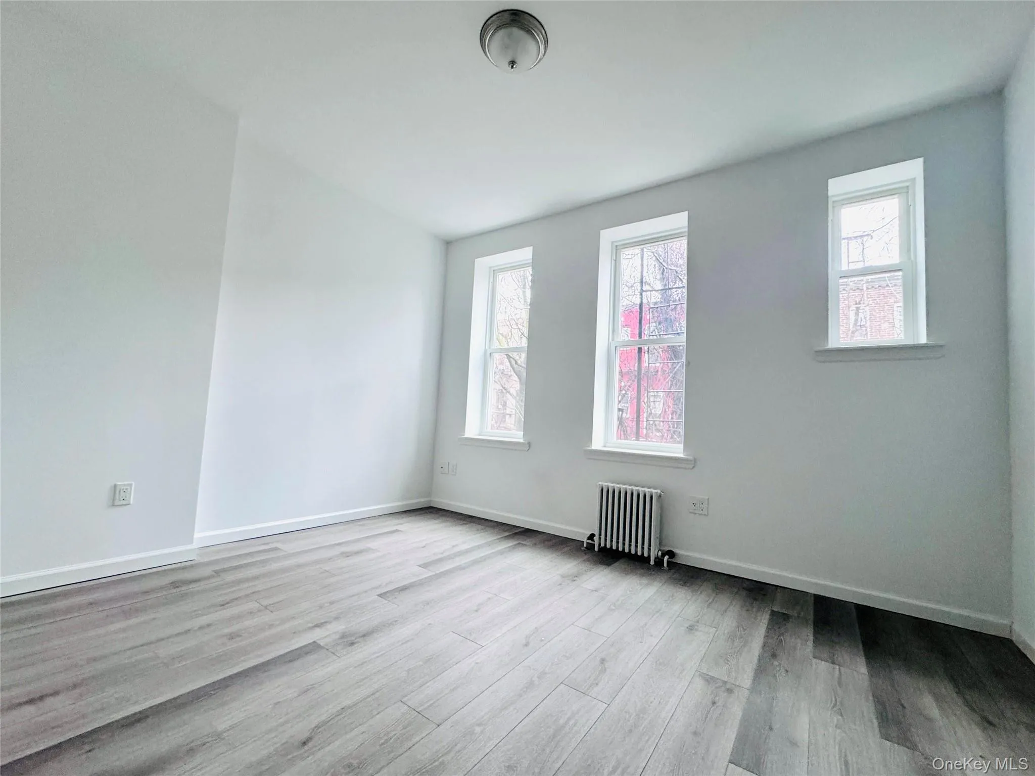 1688 Gates Avenue, New York, NY, 2 Bedrooms Bedrooms, 4 Rooms Rooms,1 BathroomBathrooms,Residential Lease,For Rent,Gates,0,968188 1688 Gates Avenue, New York, NY, 2 Bedrooms Bedrooms, 4 Rooms Rooms,1 BathroomBathrooms,Residential Lease,For Rent,Gates,0,968188