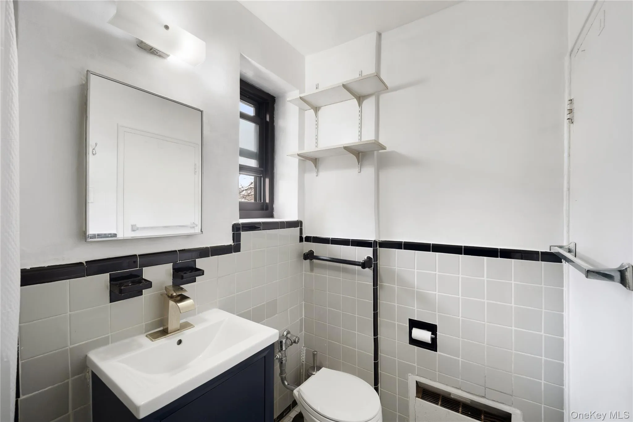 73-11 Bell Boulevard, New York, NY, 1 Bedroom Bedrooms, 3 Rooms Rooms,1 BathroomBathrooms,Residential,For Rent,Bell,0,968203 73-11 Bell Boulevard, New York, NY, 1 Bedroom Bedrooms, 3 Rooms Rooms,1 BathroomBathrooms,Residential,For Rent,Bell,0,968203