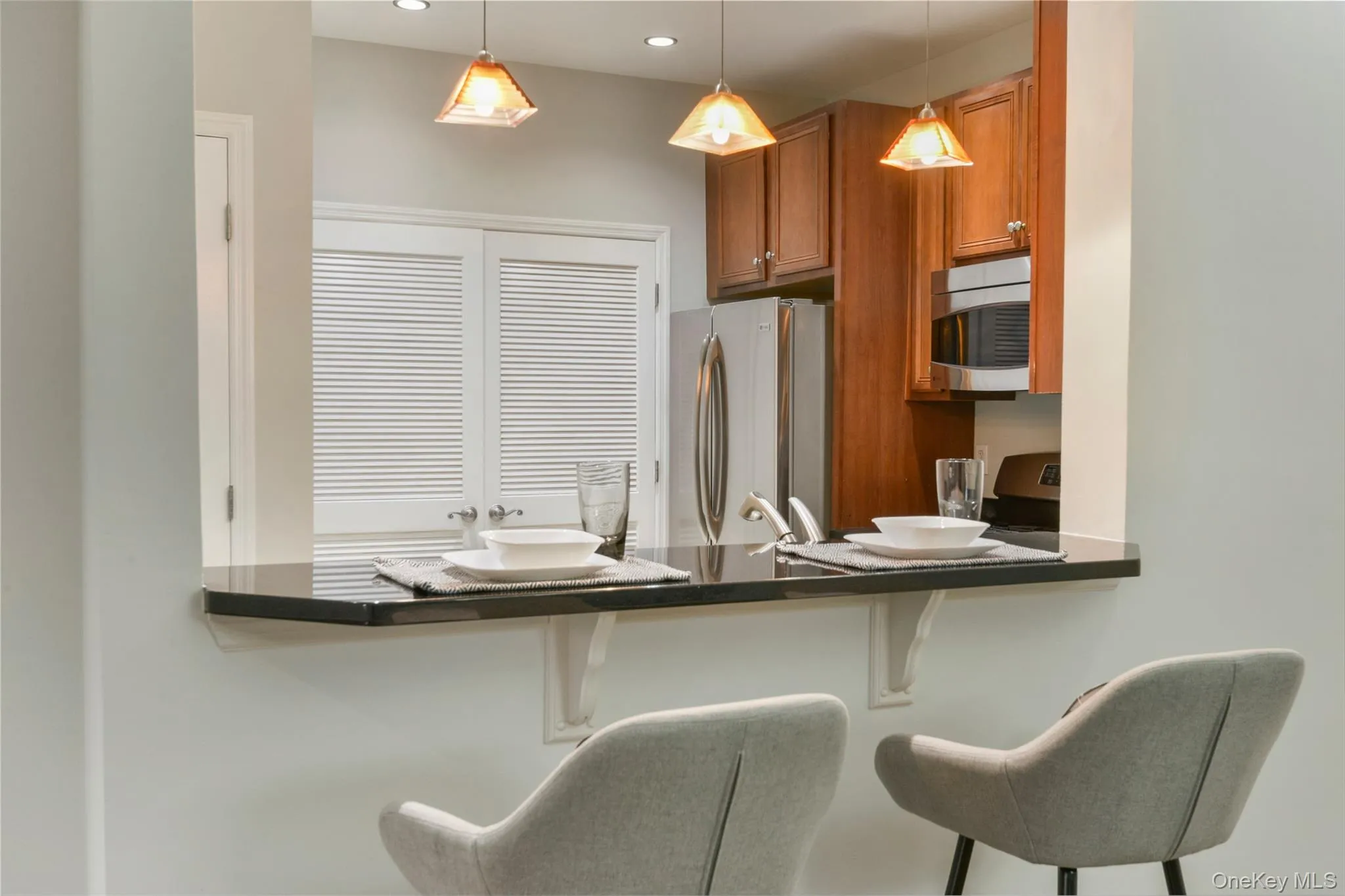 410 Westchester Avenue, Rye Town, NY, 2 Bedrooms Bedrooms, 5 Rooms Rooms,2 BathroomsBathrooms,Residential Lease,For Rent,Westchester,0,968218 410 Westchester Avenue, Rye Town, NY, 2 Bedrooms Bedrooms, 5 Rooms Rooms,2 BathroomsBathrooms,Residential Lease,For Rent,Westchester,0,968218