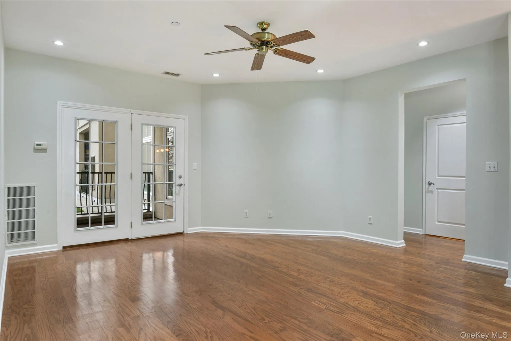 410 Westchester Avenue, Rye Town, NY, 2 Bedrooms Bedrooms, 5 Rooms Rooms,2 BathroomsBathrooms,Residential Lease,For Rent,Westchester,0,968218 410 Westchester Avenue, Rye Town, NY, 2 Bedrooms Bedrooms, 5 Rooms Rooms,2 BathroomsBathrooms,Residential Lease,For Rent,Westchester,0,968218