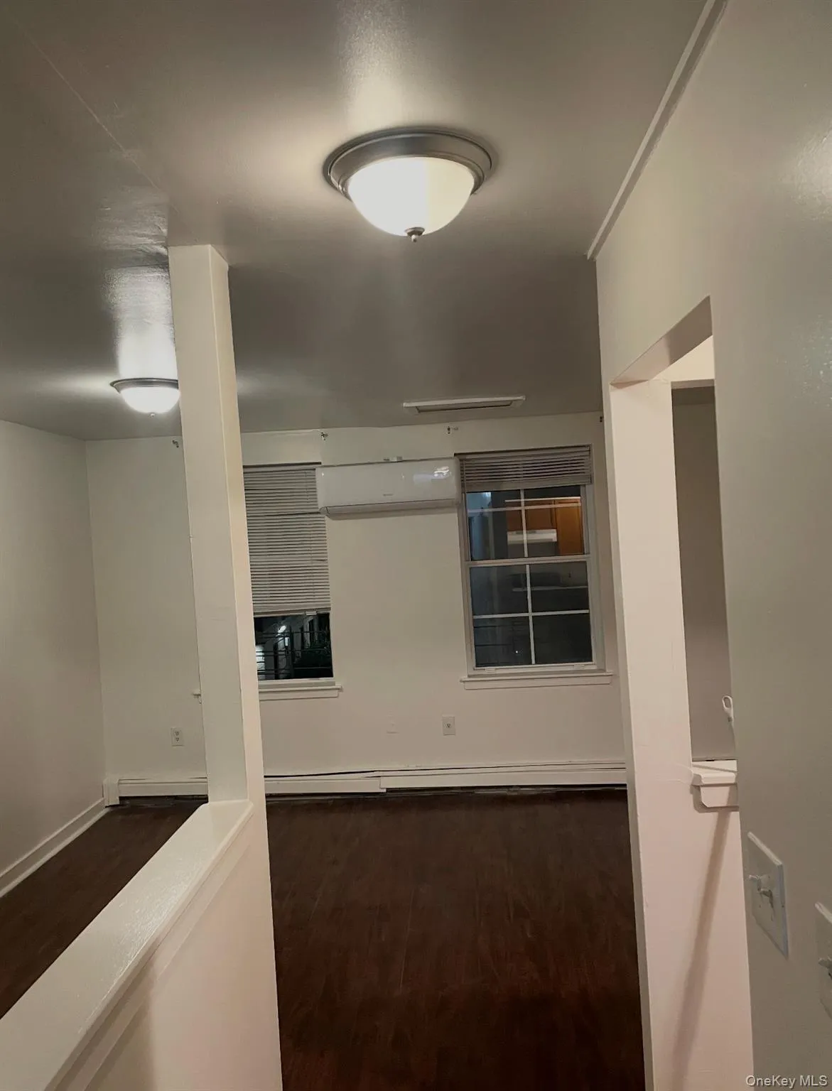 1517 Popham Avenue, New York, NY, 2 Bedrooms Bedrooms, 4 Rooms Rooms,1 BathroomBathrooms,Residential Lease,For Rent,Popham,0,968234 1517 Popham Avenue, New York, NY, 2 Bedrooms Bedrooms, 4 Rooms Rooms,1 BathroomBathrooms,Residential Lease,For Rent,Popham,0,968234