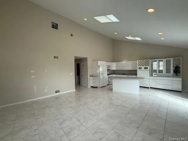 310 Jersey Avenue, Warwick (town), NY, 1 Bedroom Bedrooms, 3 Rooms Rooms,1 BathroomBathrooms,Residential Lease,For Rent,Jersey,0,968265 310 Jersey Avenue, Warwick (town), NY, 1 Bedroom Bedrooms, 3 Rooms Rooms,1 BathroomBathrooms,Residential Lease,For Rent,Jersey,0,968265