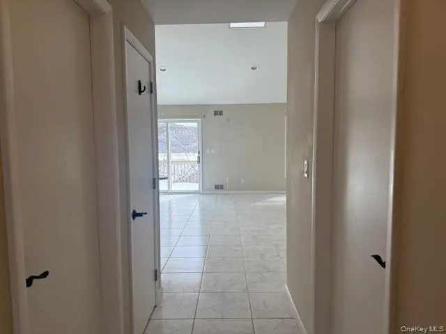 310 Jersey Avenue, Warwick (town), NY, 1 Bedroom Bedrooms, 3 Rooms Rooms,1 BathroomBathrooms,Residential Lease,For Rent,Jersey,0,968265 310 Jersey Avenue, Warwick (town), NY, 1 Bedroom Bedrooms, 3 Rooms Rooms,1 BathroomBathrooms,Residential Lease,For Rent,Jersey,0,968265