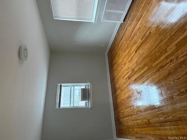 75-07 260th Street, New York, NY, 1 Bedroom Bedrooms, 3 Rooms Rooms,1 BathroomBathrooms,Residential Lease,For Rent,260th,0,968287 75-07 260th Street, New York, NY, 1 Bedroom Bedrooms, 3 Rooms Rooms,1 BathroomBathrooms,Residential Lease,For Rent,260th,0,968287