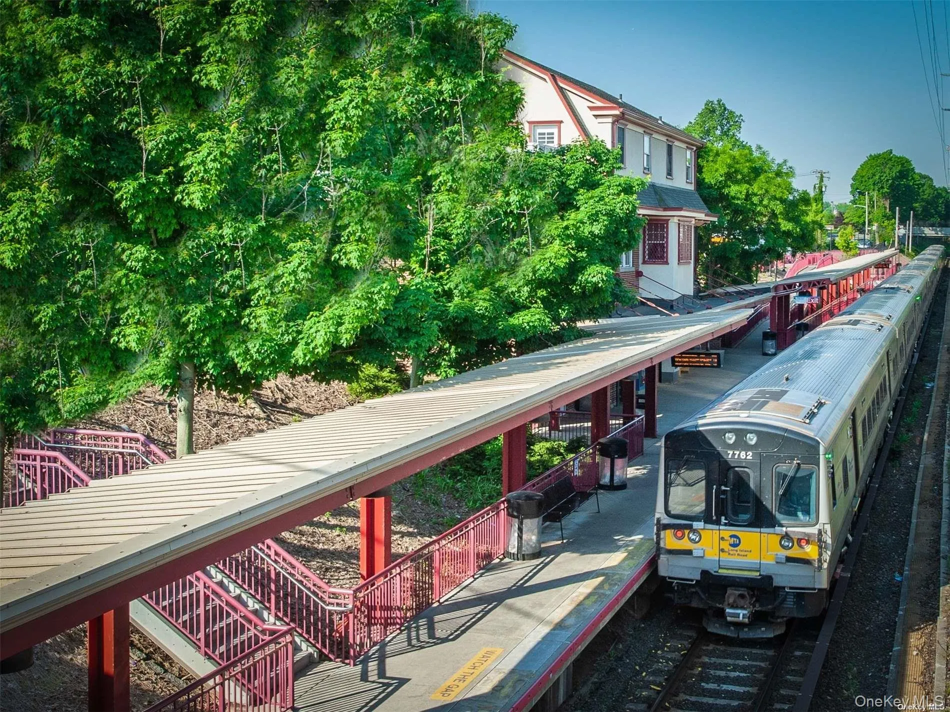 17 Myrtle Street, North Hempstead, NY, 2 Bedrooms Bedrooms, 4 Rooms Rooms,1 BathroomBathrooms,Residential Lease,For Rent,Myrtle,0,968288 17 Myrtle Street, North Hempstead, NY, 2 Bedrooms Bedrooms, 4 Rooms Rooms,1 BathroomBathrooms,Residential Lease,For Rent,Myrtle,0,968288