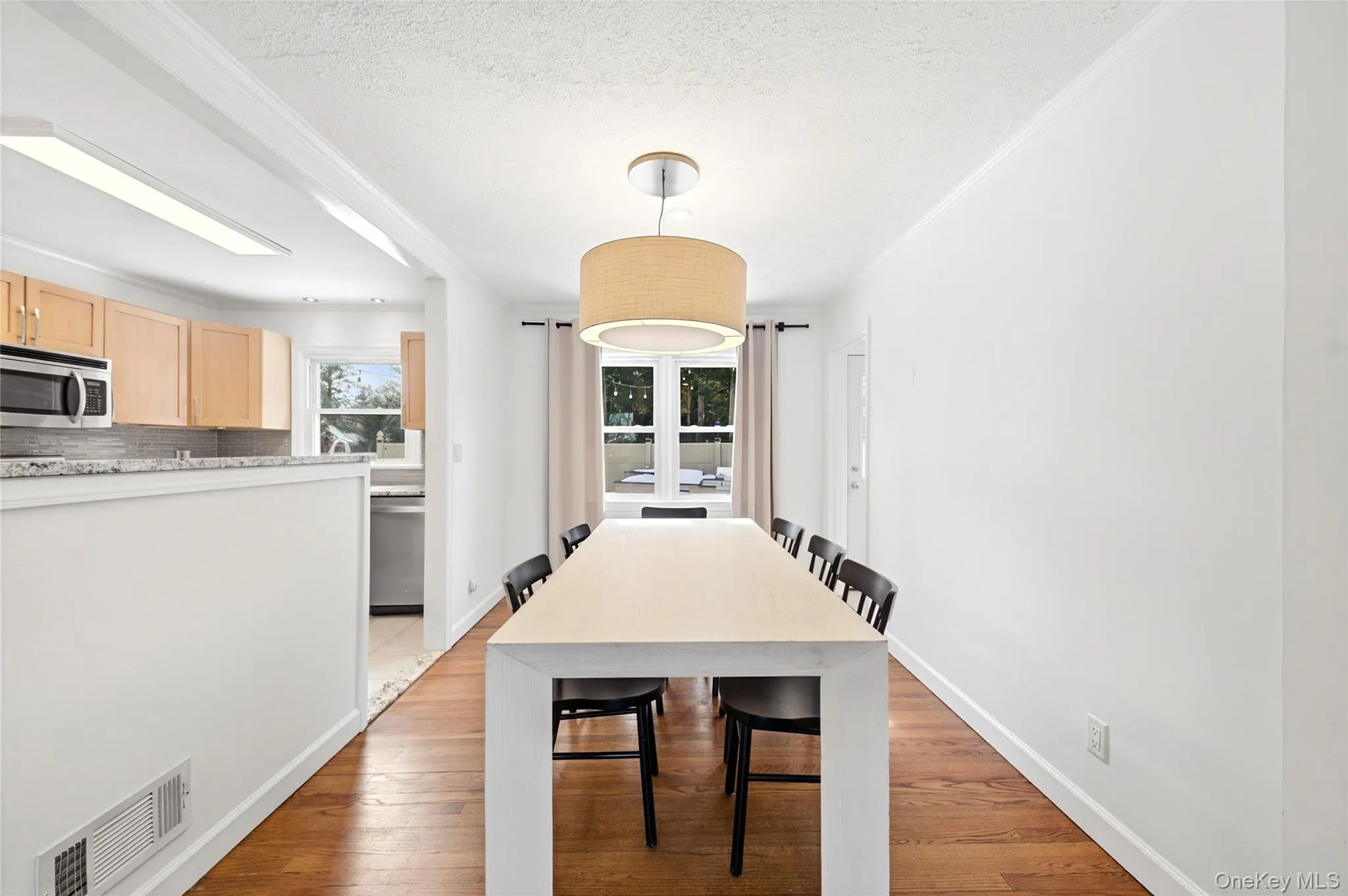 103 Heatherdell Road, Greenburgh, NY, 3 Bedrooms Bedrooms, 8 Rooms Rooms,2 BathroomsBathrooms,Residential Lease,For Rent,Heatherdell,0,968294 103 Heatherdell Road, Greenburgh, NY, 3 Bedrooms Bedrooms, 8 Rooms Rooms,2 BathroomsBathrooms,Residential Lease,For Rent,Heatherdell,0,968294