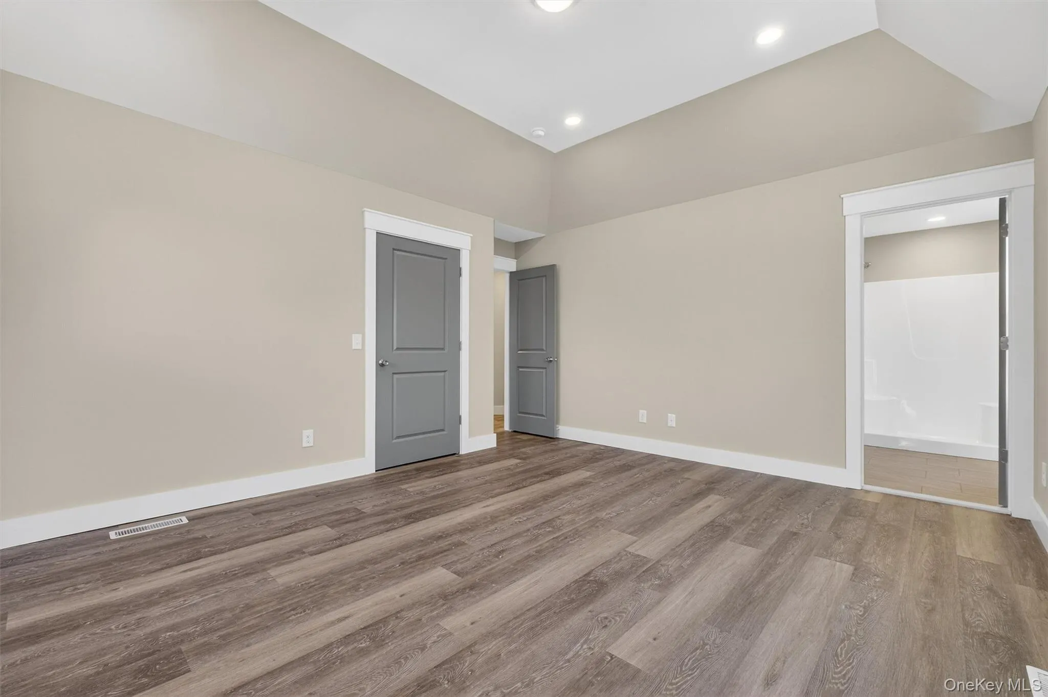 104B North Road, Lloyd, NY, 3 Bedrooms Bedrooms, 6 Rooms Rooms,2 BathroomsBathrooms,Residential Lease,For Rent,North,0,968303 104B North Road, Lloyd, NY, 3 Bedrooms Bedrooms, 6 Rooms Rooms,2 BathroomsBathrooms,Residential Lease,For Rent,North,0,968303