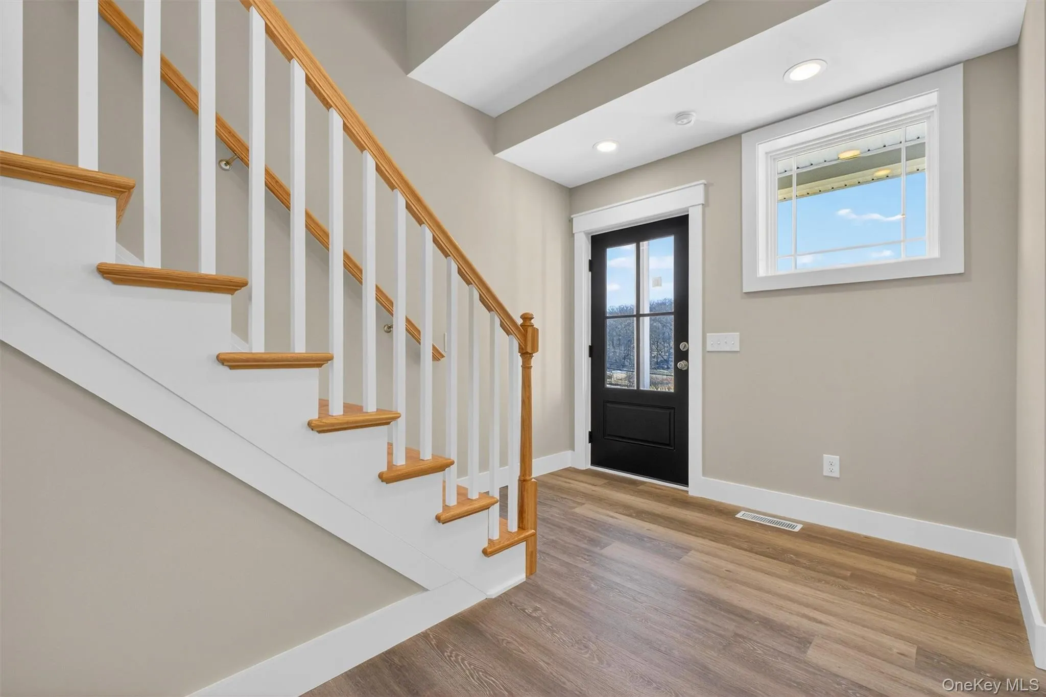 104B North Road, Lloyd, NY, 3 Bedrooms Bedrooms, 6 Rooms Rooms,2 BathroomsBathrooms,Residential Lease,For Rent,North,0,968303 104B North Road, Lloyd, NY, 3 Bedrooms Bedrooms, 6 Rooms Rooms,2 BathroomsBathrooms,Residential Lease,For Rent,North,0,968303