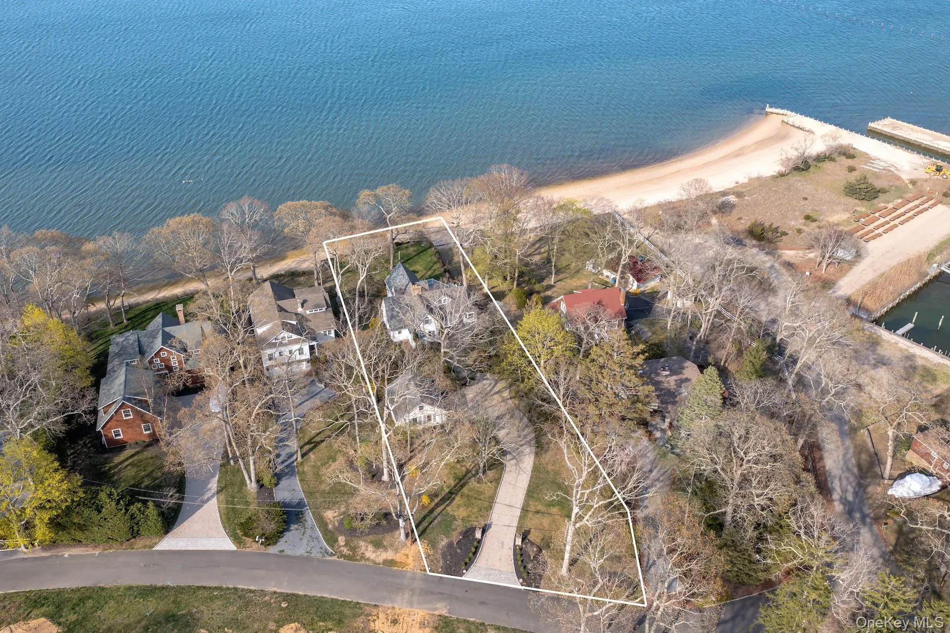 100 Shore Drive, Southold, NY, 6 Bedrooms Bedrooms, 13 Rooms Rooms,3 BathroomsBathrooms,Residential Lease,For Rent,Shore,0,968304 100 Shore Drive, Southold, NY, 6 Bedrooms Bedrooms, 13 Rooms Rooms,3 BathroomsBathrooms,Residential Lease,For Rent,Shore,0,968304