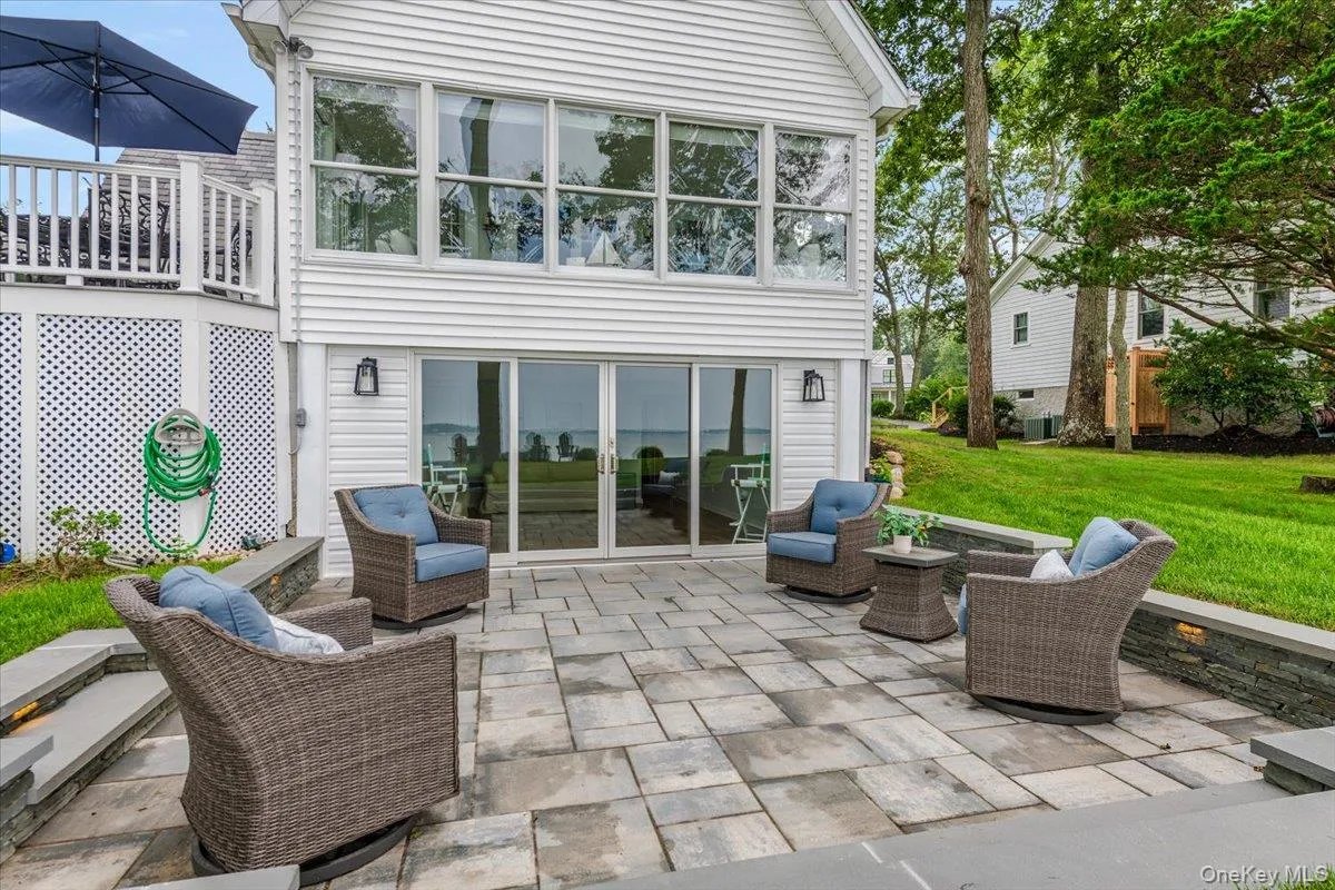 100 Shore Drive, Southold, NY, 6 Bedrooms Bedrooms, 13 Rooms Rooms,3 BathroomsBathrooms,Residential Lease,For Rent,Shore,0,968304 100 Shore Drive, Southold, NY, 6 Bedrooms Bedrooms, 13 Rooms Rooms,3 BathroomsBathrooms,Residential Lease,For Rent,Shore,0,968304