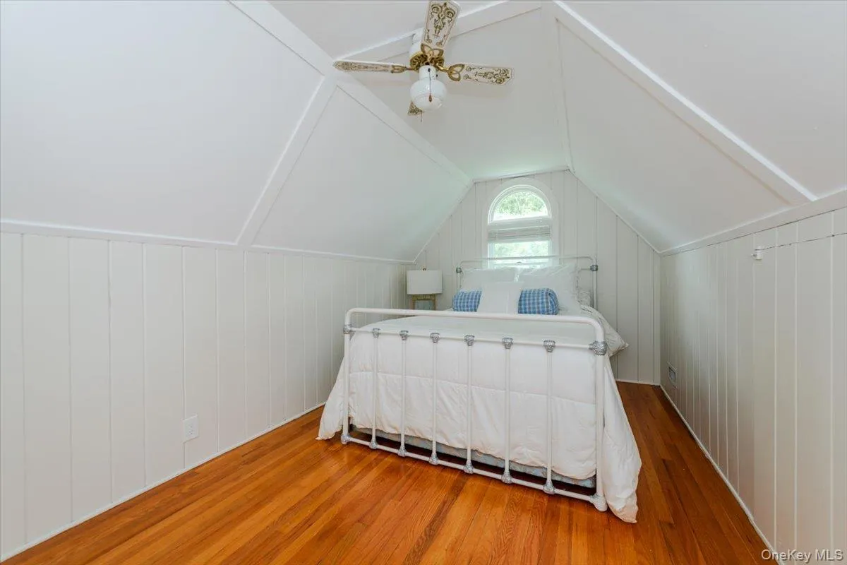 100 Shore Drive, Southold, NY, 6 Bedrooms Bedrooms, 13 Rooms Rooms,3 BathroomsBathrooms,Residential Lease,For Rent,Shore,0,968304 100 Shore Drive, Southold, NY, 6 Bedrooms Bedrooms, 13 Rooms Rooms,3 BathroomsBathrooms,Residential Lease,For Rent,Shore,0,968304