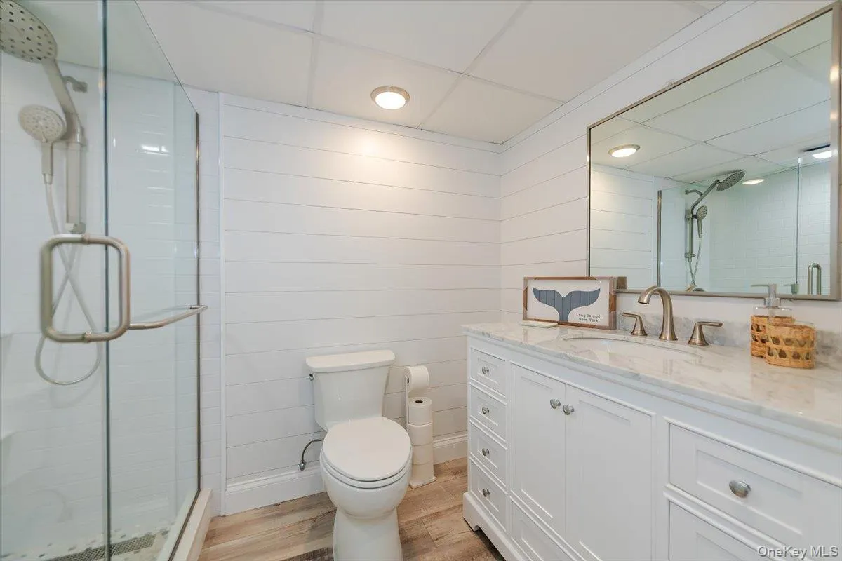 100 Shore Drive, Southold, NY, 6 Bedrooms Bedrooms, 13 Rooms Rooms,3 BathroomsBathrooms,Residential Lease,For Rent,Shore,0,968304 100 Shore Drive, Southold, NY, 6 Bedrooms Bedrooms, 13 Rooms Rooms,3 BathroomsBathrooms,Residential Lease,For Rent,Shore,0,968304