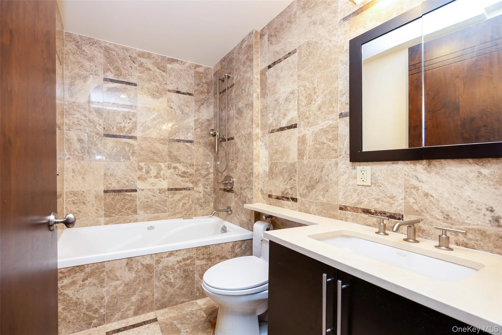 3132 Union Street, New York, NY, 2 Bedrooms Bedrooms, 5 Rooms Rooms,2 BathroomsBathrooms,Residential,For Rent,Union,0,968323 3132 Union Street, New York, NY, 2 Bedrooms Bedrooms, 5 Rooms Rooms,2 BathroomsBathrooms,Residential,For Rent,Union,0,968323