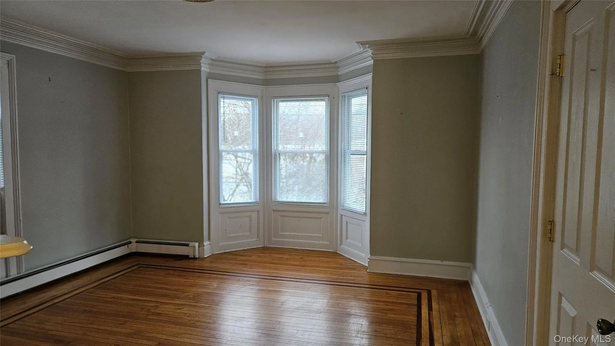 192 Main Street, Cornwall, NY, 2 Bedrooms Bedrooms, 5 Rooms Rooms,1 BathroomBathrooms,Residential Lease,For Rent,Main,0,968331 192 Main Street, Cornwall, NY, 2 Bedrooms Bedrooms, 5 Rooms Rooms,1 BathroomBathrooms,Residential Lease,For Rent,Main,0,968331