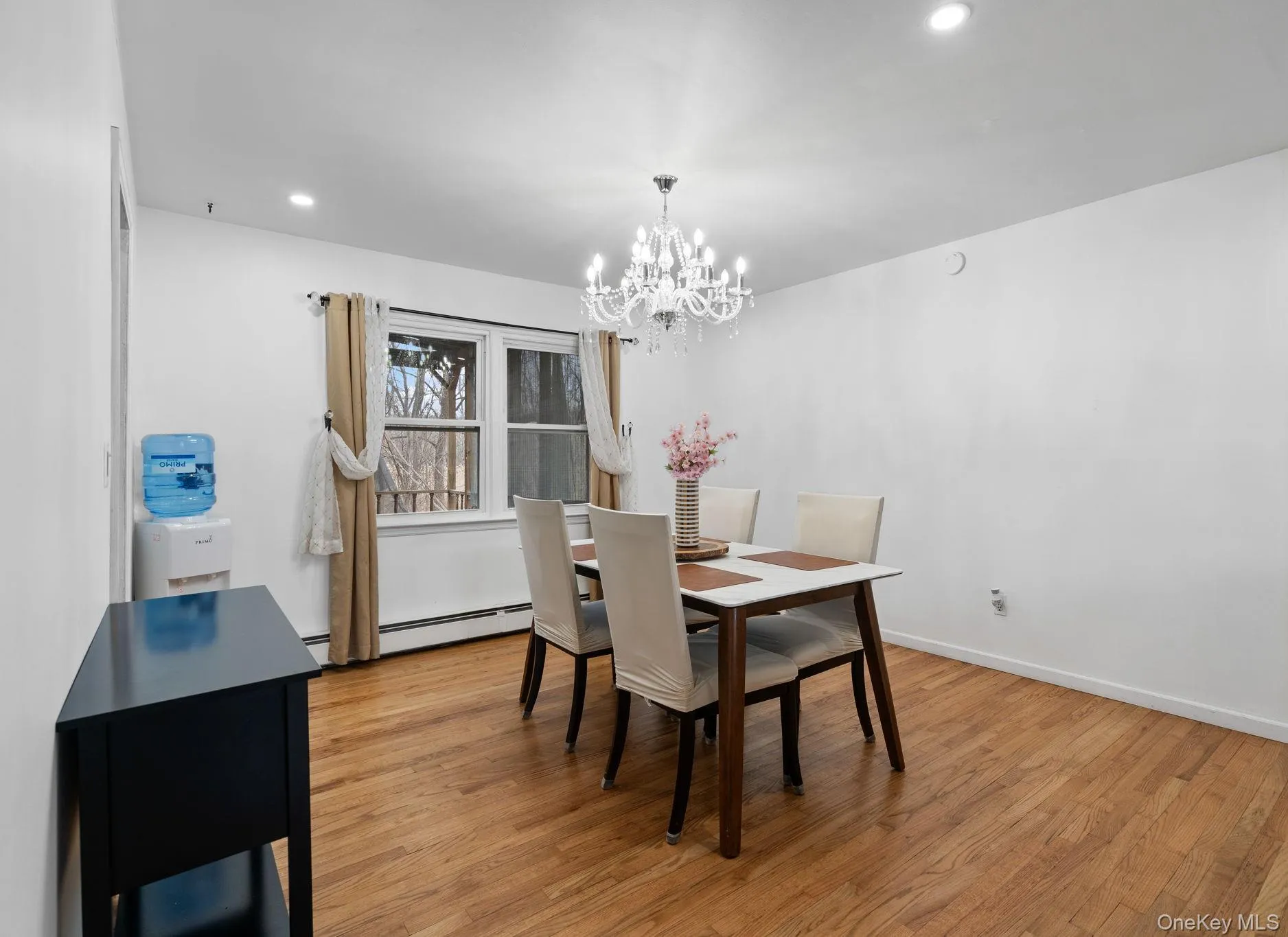41 Rutledge Avenue, Woodbury, NY, 3 Bedrooms Bedrooms, 10 Rooms Rooms,3 BathroomsBathrooms,Residential Sale,For Rent,Rutledge,0,968339 41 Rutledge Avenue, Woodbury, NY, 3 Bedrooms Bedrooms, 10 Rooms Rooms,3 BathroomsBathrooms,Residential Sale,For Rent,Rutledge,0,968339