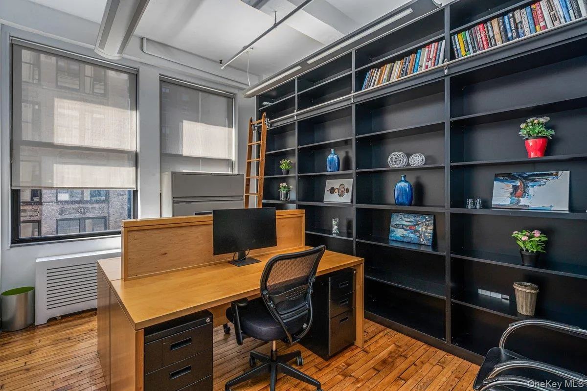 Executive Suite 807 Showcasing an Exquisite custom-designed wall unit, Available with options for furnished or unfurnished accommodations. Executive Suite 807 Showcasing an Exquisite custom-designed wall unit, Available with options for furnished or unfurnished accommodations.