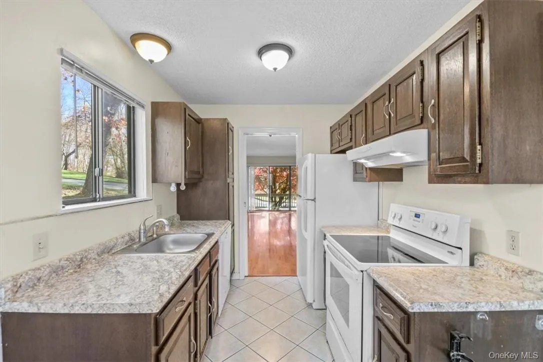 49A Heritage Hills, Somers, NY, 2 Bedrooms Bedrooms, 5 Rooms Rooms,1 BathroomBathrooms,Residential Lease,For Rent,Heritage Hills,0,968374 49A Heritage Hills, Somers, NY, 2 Bedrooms Bedrooms, 5 Rooms Rooms,1 BathroomBathrooms,Residential Lease,For Rent,Heritage Hills,0,968374