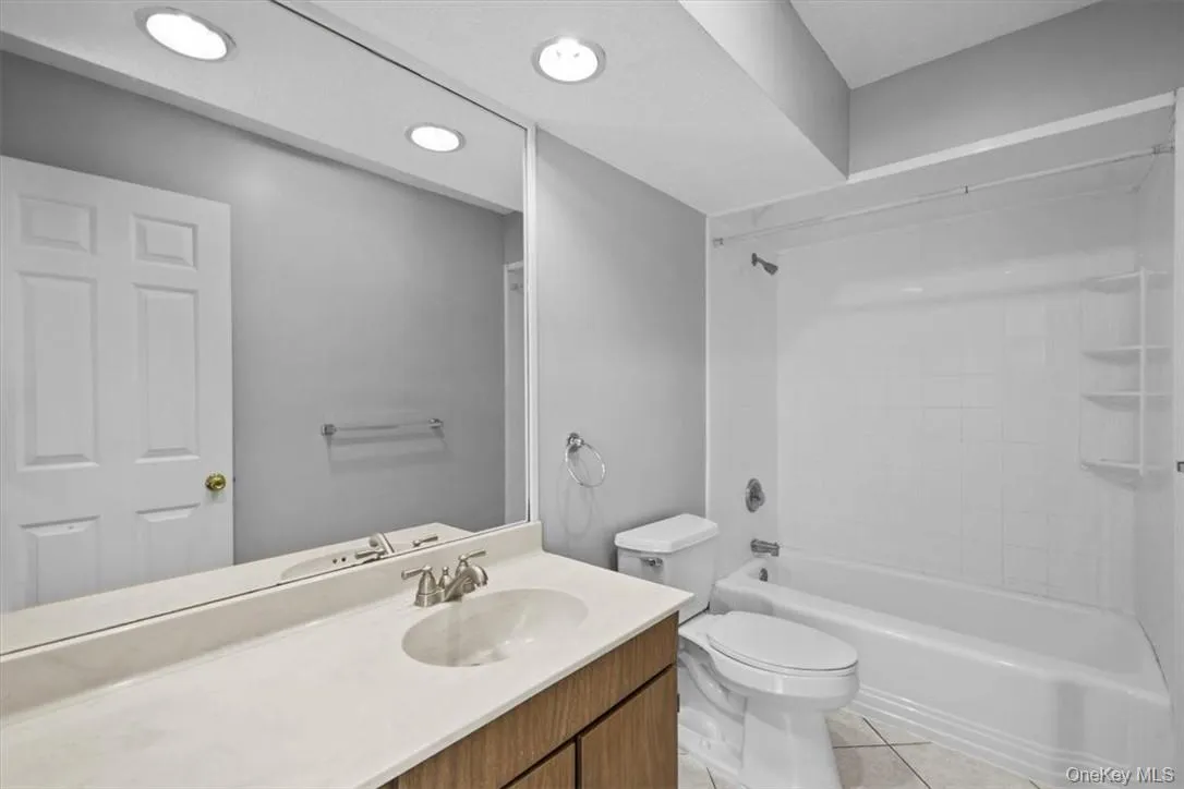 49A Heritage Hills, Somers, NY, 2 Bedrooms Bedrooms, 5 Rooms Rooms,1 BathroomBathrooms,Residential Lease,For Rent,Heritage Hills,0,968374 49A Heritage Hills, Somers, NY, 2 Bedrooms Bedrooms, 5 Rooms Rooms,1 BathroomBathrooms,Residential Lease,For Rent,Heritage Hills,0,968374
