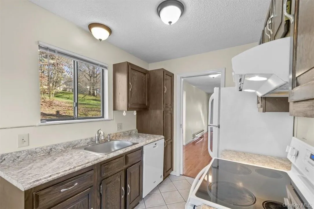 49A Heritage Hills, Somers, NY, 2 Bedrooms Bedrooms, 5 Rooms Rooms,1 BathroomBathrooms,Residential Lease,For Rent,Heritage Hills,0,968374 49A Heritage Hills, Somers, NY, 2 Bedrooms Bedrooms, 5 Rooms Rooms,1 BathroomBathrooms,Residential Lease,For Rent,Heritage Hills,0,968374