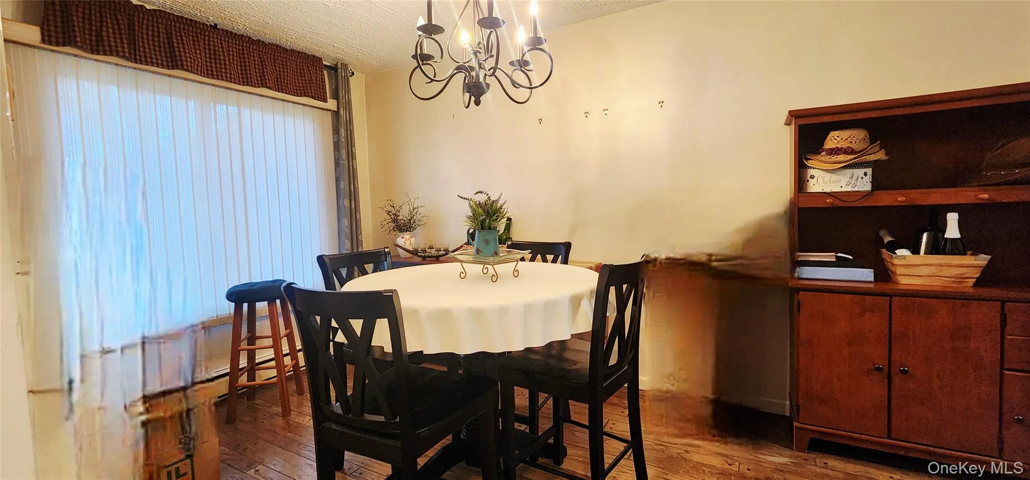 7 Cedar Park, Thompson, NY, 3 Bedrooms Bedrooms, 6 Rooms Rooms,1 BathroomBathrooms,Residential,For Rent,Cedar,0,968421 7 Cedar Park, Thompson, NY, 3 Bedrooms Bedrooms, 6 Rooms Rooms,1 BathroomBathrooms,Residential,For Rent,Cedar,0,968421