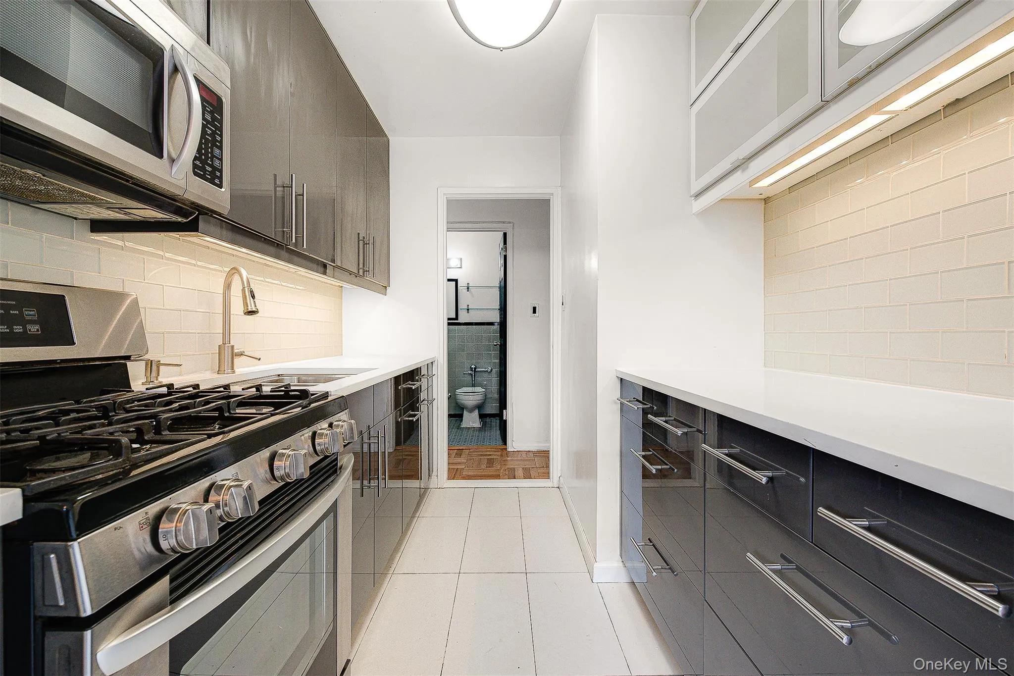 94-30 60th Avenue, New York, NY, 3 Bedrooms Bedrooms, 8 Rooms Rooms,1 BathroomBathrooms,Residential Lease,For Rent,60th,0,968424 94-30 60th Avenue, New York, NY, 3 Bedrooms Bedrooms, 8 Rooms Rooms,1 BathroomBathrooms,Residential Lease,For Rent,60th,0,968424