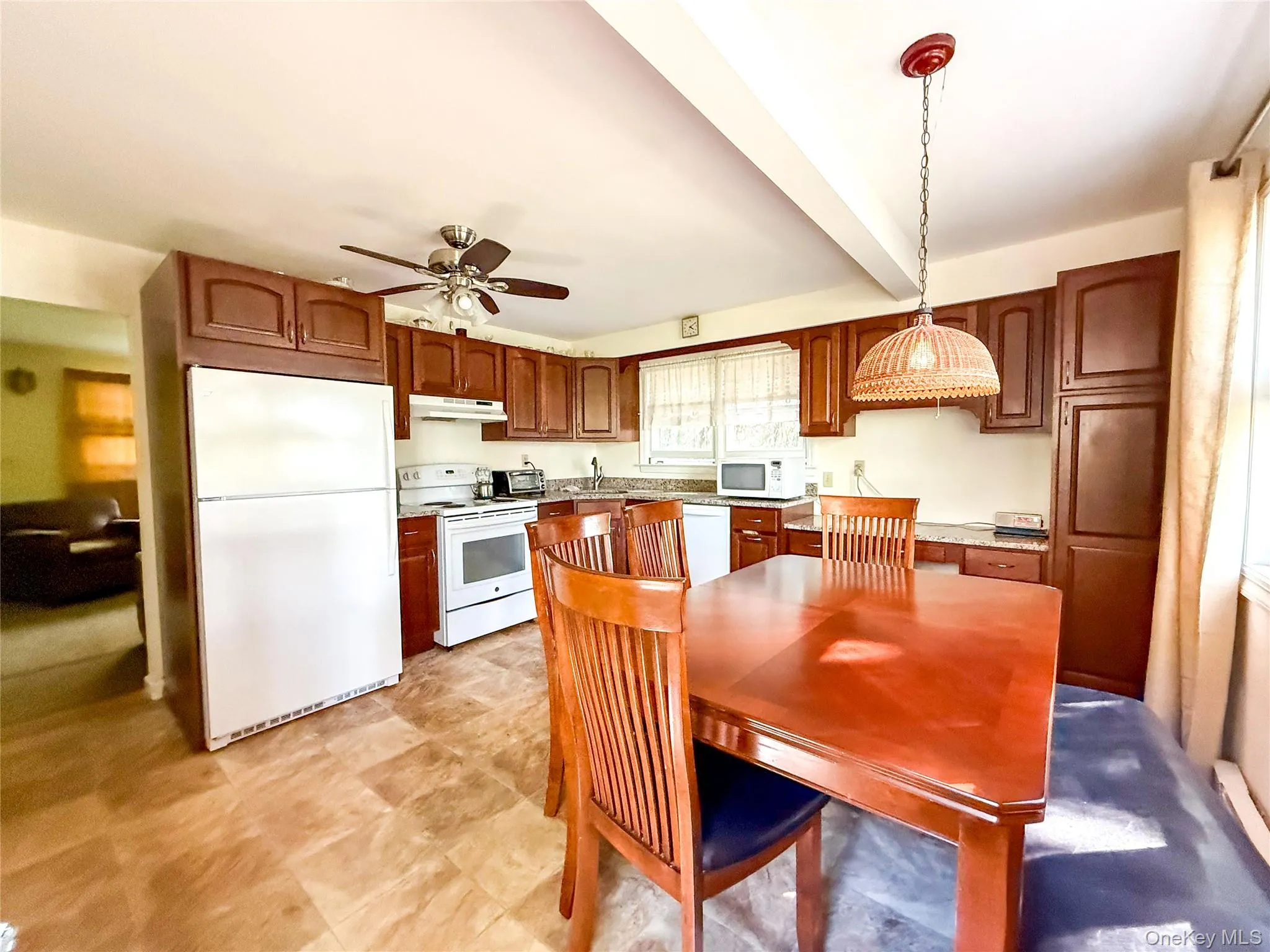 8415 Soundview Avenue, Southold, NY, 2 Bedrooms Bedrooms, 5 Rooms Rooms,1 BathroomBathrooms,Residential Lease,For Rent,Soundview,0,968430 8415 Soundview Avenue, Southold, NY, 2 Bedrooms Bedrooms, 5 Rooms Rooms,1 BathroomBathrooms,Residential Lease,For Rent,Soundview,0,968430