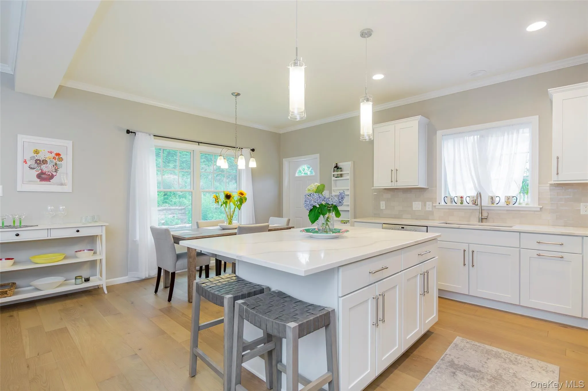 15 Beach Road, Southampton, NY, 4 Bedrooms Bedrooms, 10 Rooms Rooms,3 BathroomsBathrooms,Residential Lease,For Rent,Beach,0,968432 15 Beach Road, Southampton, NY, 4 Bedrooms Bedrooms, 10 Rooms Rooms,3 BathroomsBathrooms,Residential Lease,For Rent,Beach,0,968432