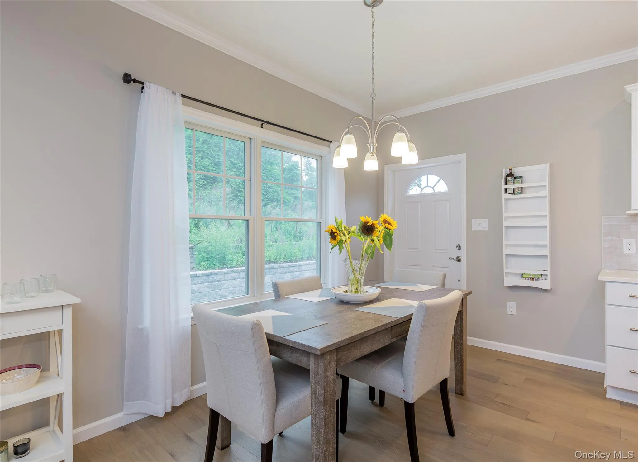 15 Beach Road, Southampton, NY, 4 Bedrooms Bedrooms, 10 Rooms Rooms,3 BathroomsBathrooms,Residential Lease,For Rent,Beach,0,968432 15 Beach Road, Southampton, NY, 4 Bedrooms Bedrooms, 10 Rooms Rooms,3 BathroomsBathrooms,Residential Lease,For Rent,Beach,0,968432