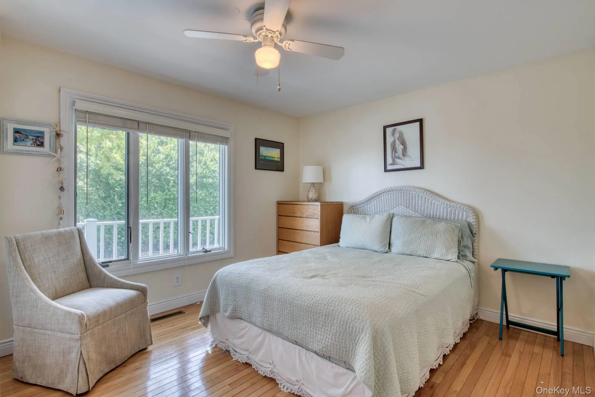 2 Bayside Avenue, Southampton, NY, 4 Bedrooms Bedrooms, 10 Rooms Rooms,3 BathroomsBathrooms,Residential Lease,For Rent,Bayside,0,968437 2 Bayside Avenue, Southampton, NY, 4 Bedrooms Bedrooms, 10 Rooms Rooms,3 BathroomsBathrooms,Residential Lease,For Rent,Bayside,0,968437