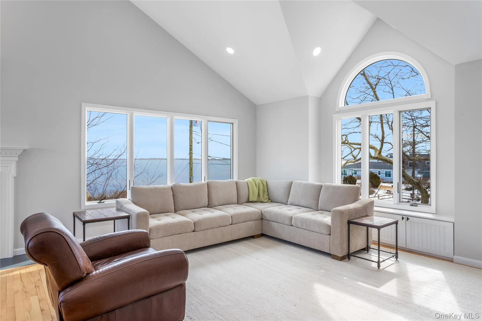 2 Bayside Avenue, Southampton, NY, 4 Bedrooms Bedrooms, 10 Rooms Rooms,3 BathroomsBathrooms,Residential Lease,For Rent,Bayside,0,968437 2 Bayside Avenue, Southampton, NY, 4 Bedrooms Bedrooms, 10 Rooms Rooms,3 BathroomsBathrooms,Residential Lease,For Rent,Bayside,0,968437