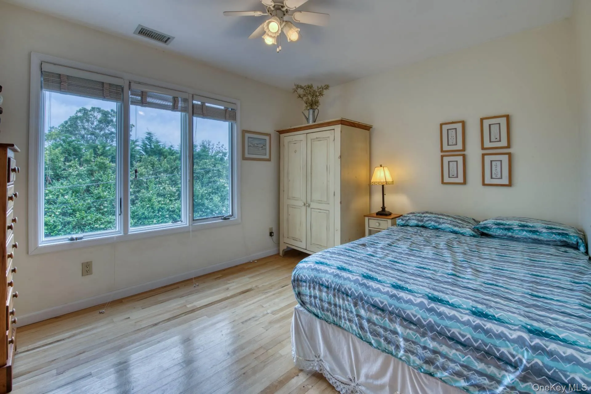 2 Bayside Avenue, Southampton, NY, 4 Bedrooms Bedrooms, 10 Rooms Rooms,3 BathroomsBathrooms,Residential Lease,For Rent,Bayside,0,968437 2 Bayside Avenue, Southampton, NY, 4 Bedrooms Bedrooms, 10 Rooms Rooms,3 BathroomsBathrooms,Residential Lease,For Rent,Bayside,0,968437