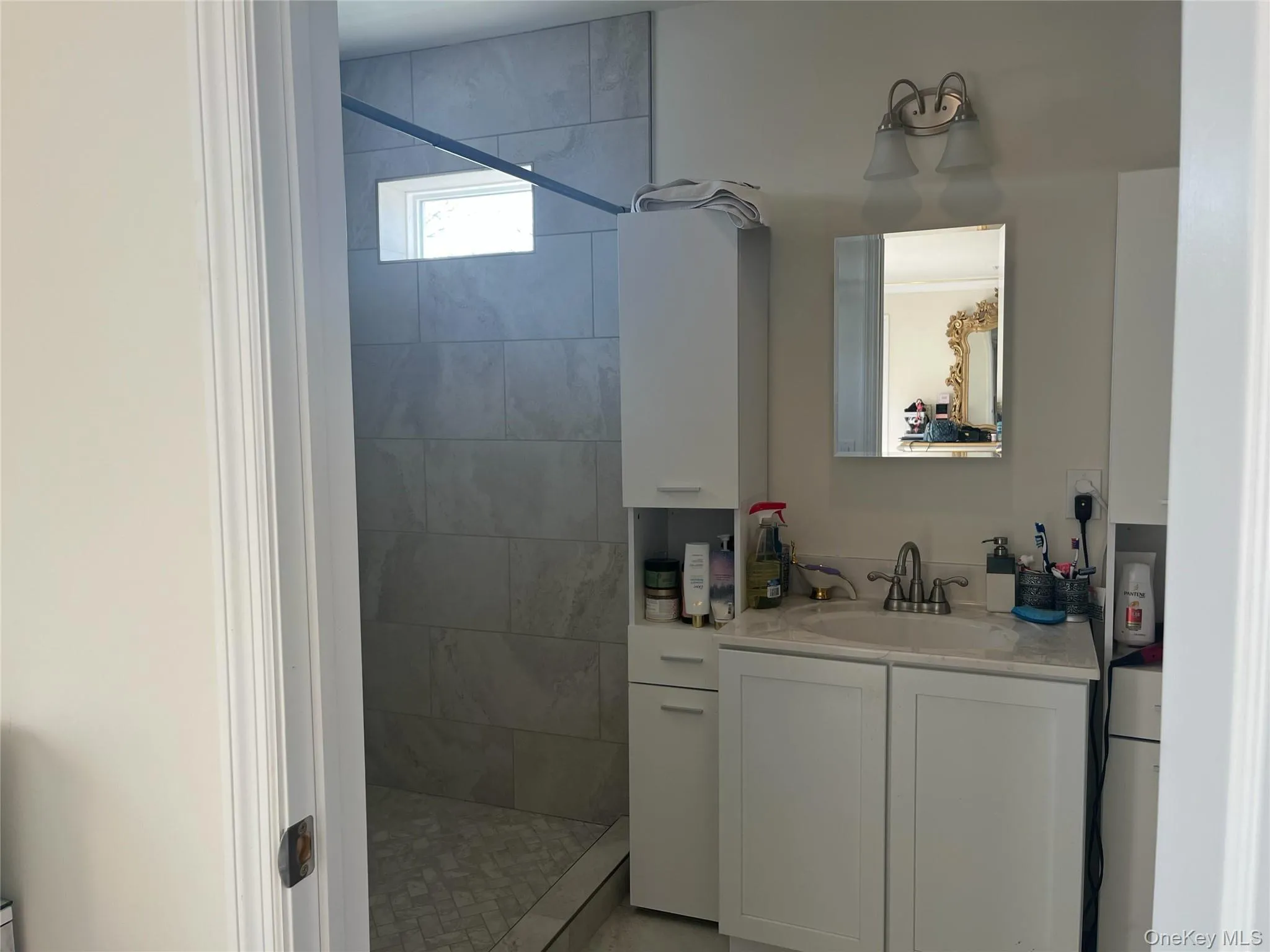 126 Trafalgar Drive, Brookhaven, NY, 3 Bedrooms Bedrooms, 4 Rooms Rooms,2 BathroomsBathrooms,Residential Lease,For Rent,Trafalgar,0,968462 126 Trafalgar Drive, Brookhaven, NY, 3 Bedrooms Bedrooms, 4 Rooms Rooms,2 BathroomsBathrooms,Residential Lease,For Rent,Trafalgar,0,968462