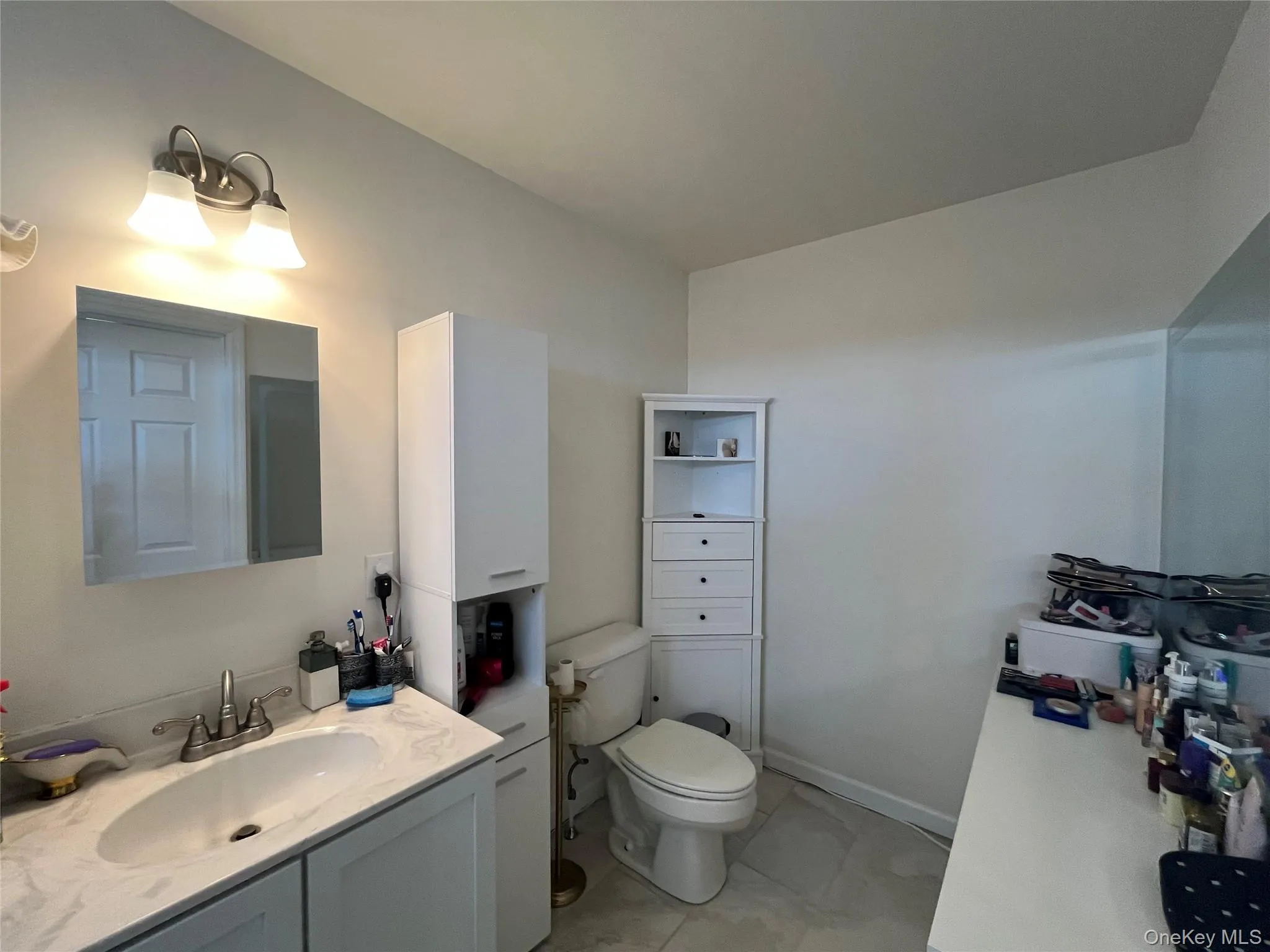 126 Trafalgar Drive, Brookhaven, NY, 3 Bedrooms Bedrooms, 4 Rooms Rooms,2 BathroomsBathrooms,Residential Lease,For Rent,Trafalgar,0,968462 126 Trafalgar Drive, Brookhaven, NY, 3 Bedrooms Bedrooms, 4 Rooms Rooms,2 BathroomsBathrooms,Residential Lease,For Rent,Trafalgar,0,968462