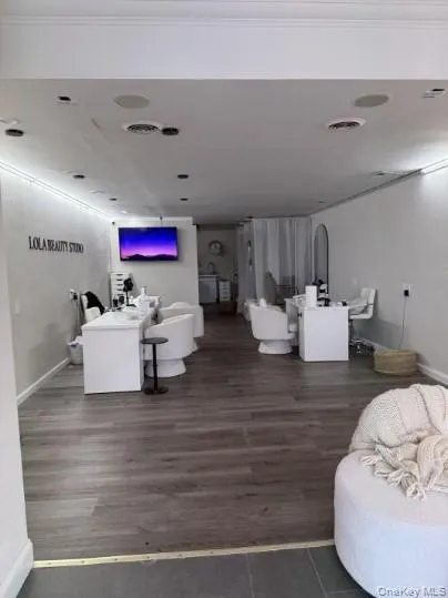 135 Sunrise Highway, Babylon, NY, ,Commercial Lease,For Rent,Sunrise,0,968470 135 Sunrise Highway, Babylon, NY, ,Commercial Lease,For Rent,Sunrise,0,968470